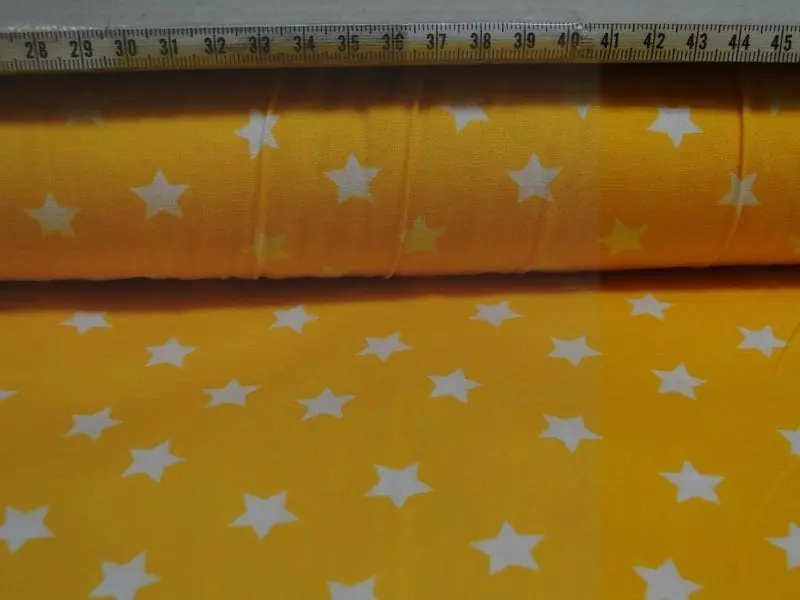 Tijdelijk Beschikbaar Poplin stof geel met witte sterren, SM035