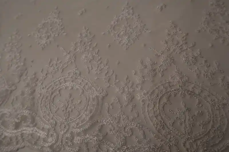 Beperkte Voorraad Kant, stofrand smal en breed,off white. KAB111