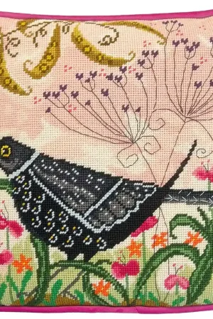 Petit Point borduurpakket Linda Hoskin - Blackbird Tapestry - Bothy Threads Voordeelprijs