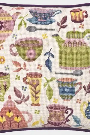 Premium Petit Point borduurpakket Suzy Taylor - Time For Tea - Bothy Threads