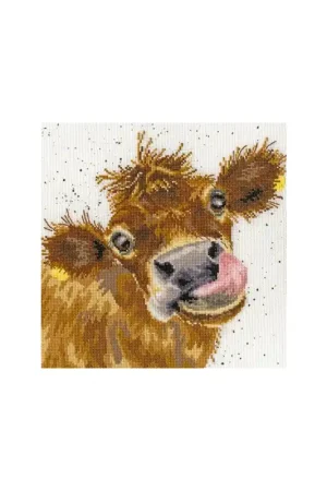 Nieuw Borduurpakket Hannah Dale - Moo - Bothy Threads