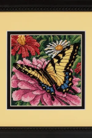 Dimensions Butterfly on Zinnia 7232 Seizoensaanbieding