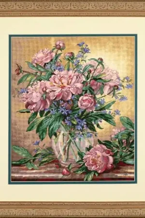 Dimensions Peonies and Canterbury Bells 35211 Uitverkoop