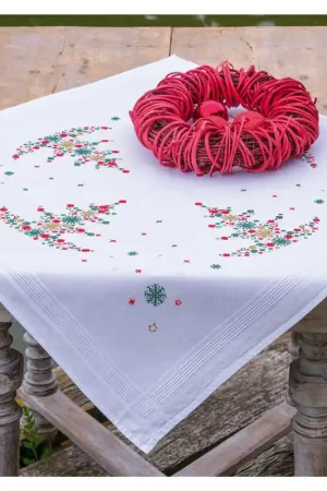 Beperkt Aanbod Vervaco Tafelkleed Kerstboom met versiering PN-0227467 borduren (pakket)