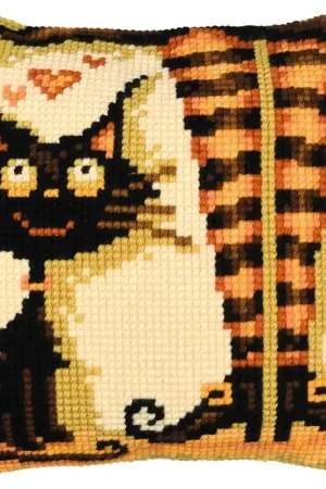 Actieprijs Vervaco Cat loves her witch Kruissteekkussen pakket PN-0216228