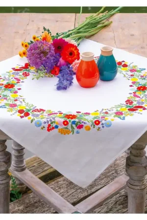 Vervaco Tafelkleed Kleurrijke wereld van bloemen PN-0216915 borduren (pakket) Lage Prijs