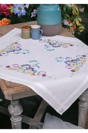 Dagaanbieding Vervaco Tafelkleed Allium in blauw en paars borduren (pakket) PN-0198085