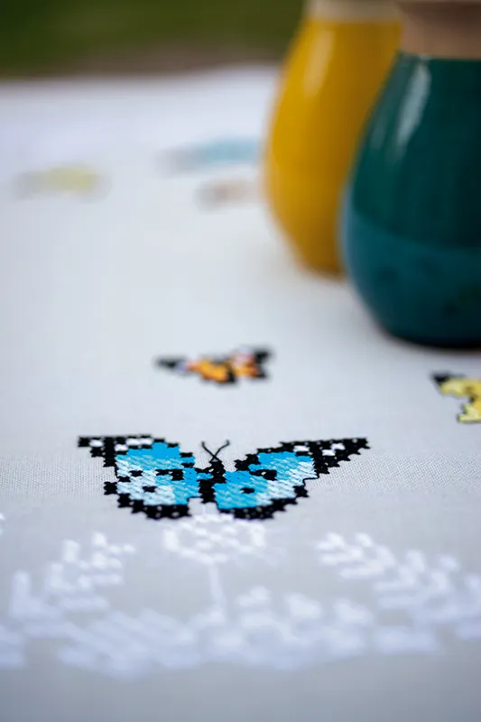 Fabrieksprijs Vervaco Tafelkleed kit Vlinderdans