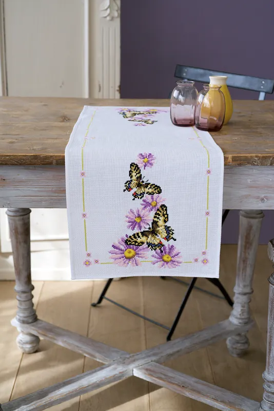 Vervaco Tafelloper Koninginnepage op asters borduren (pakket) ** Weekendaanbieding